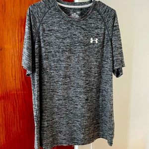 Under Armor heatgear t-shirt